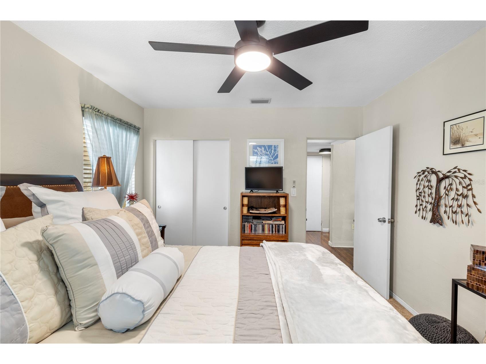 8187 23rd Avenue N Saint Petersburg FL 33710 TB8503645 image29