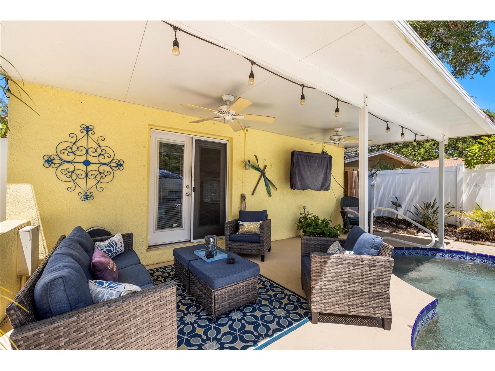8187 23rd Avenue N Saint Petersburg FL 33710 TB8503645 image40