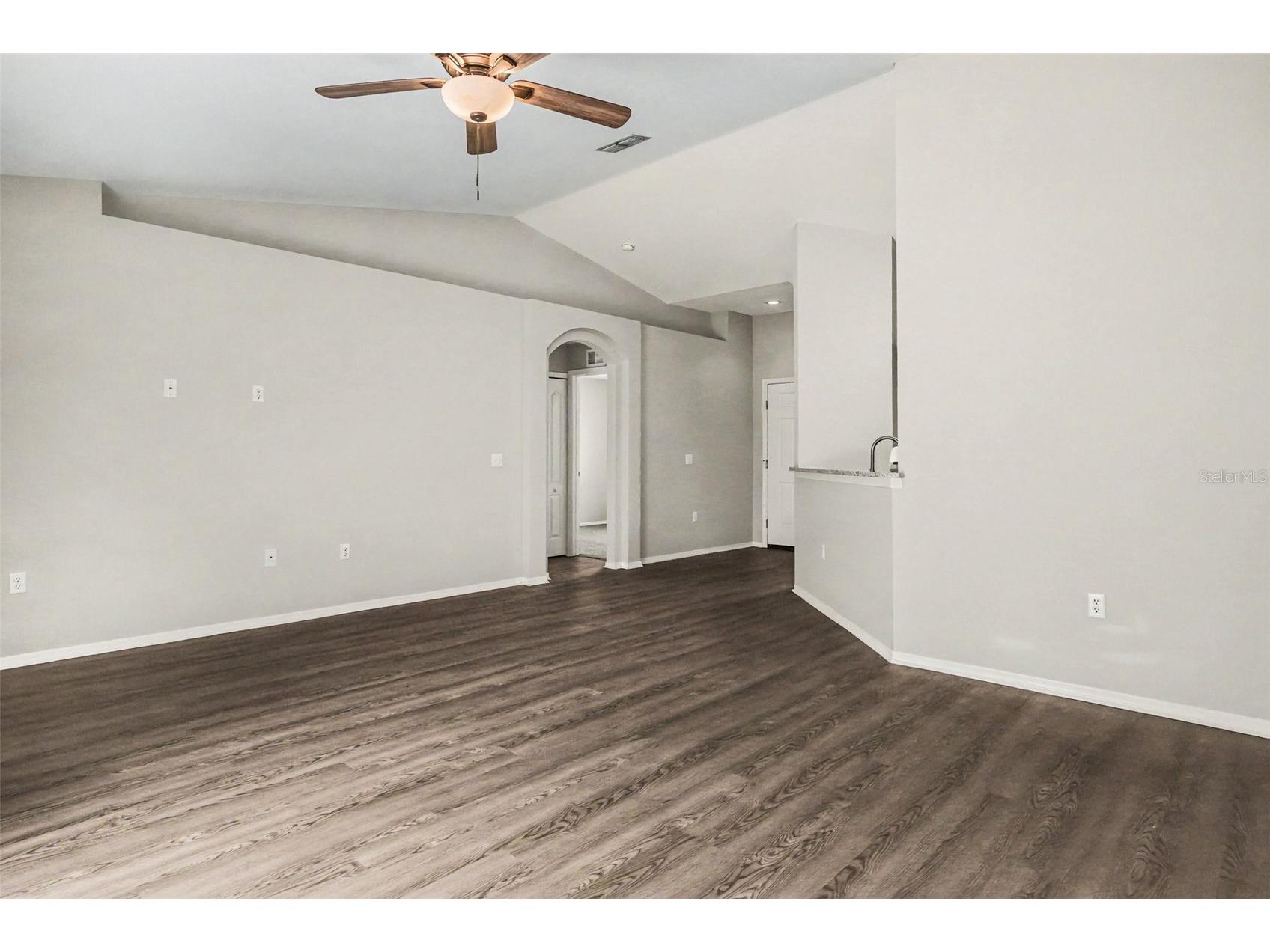 8187 Woodvine Circle Lakeland FL 33810 O6408679 image7