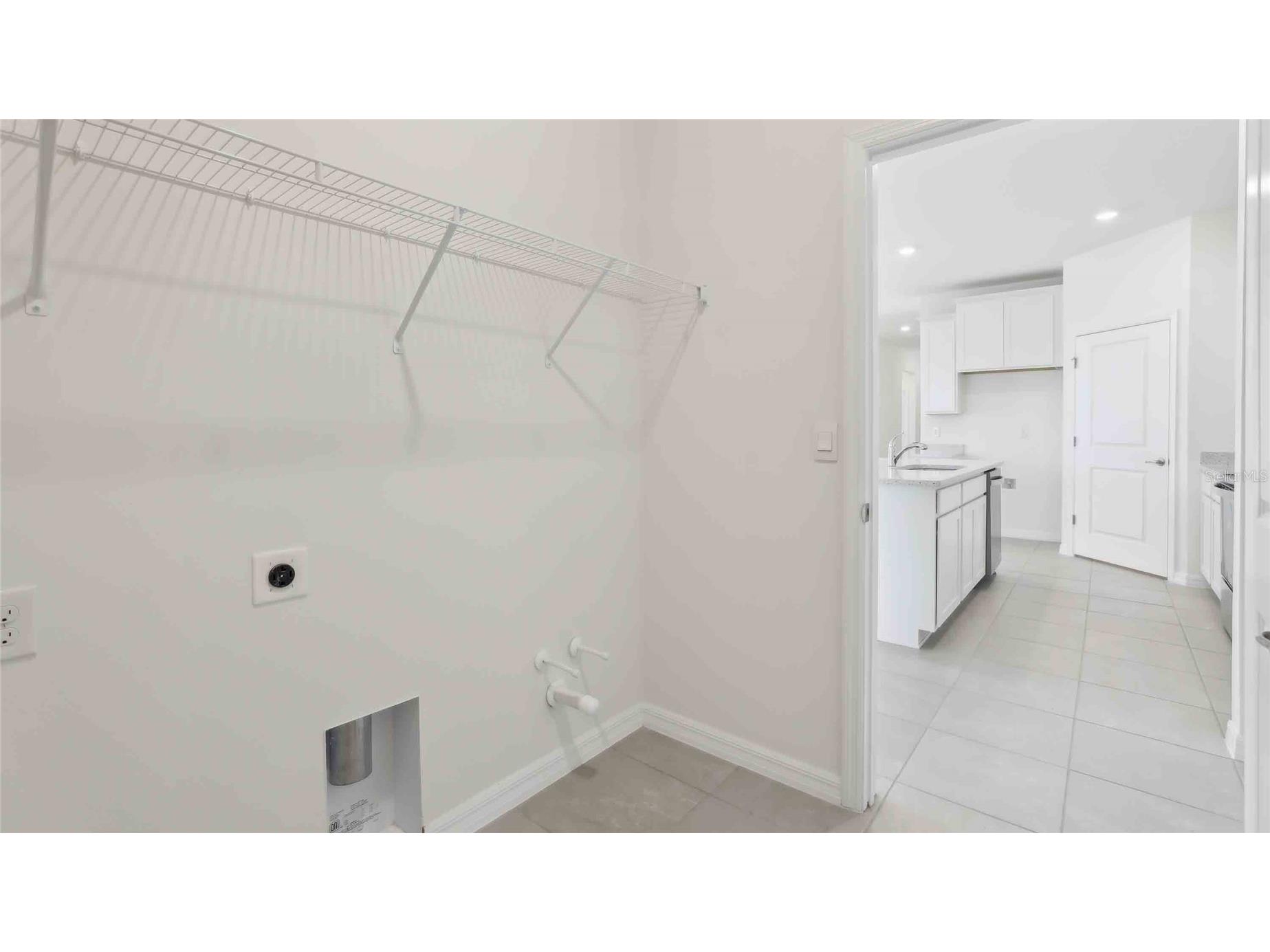 8188 Ives Place Wildwood FL 34785 OM719625 image14