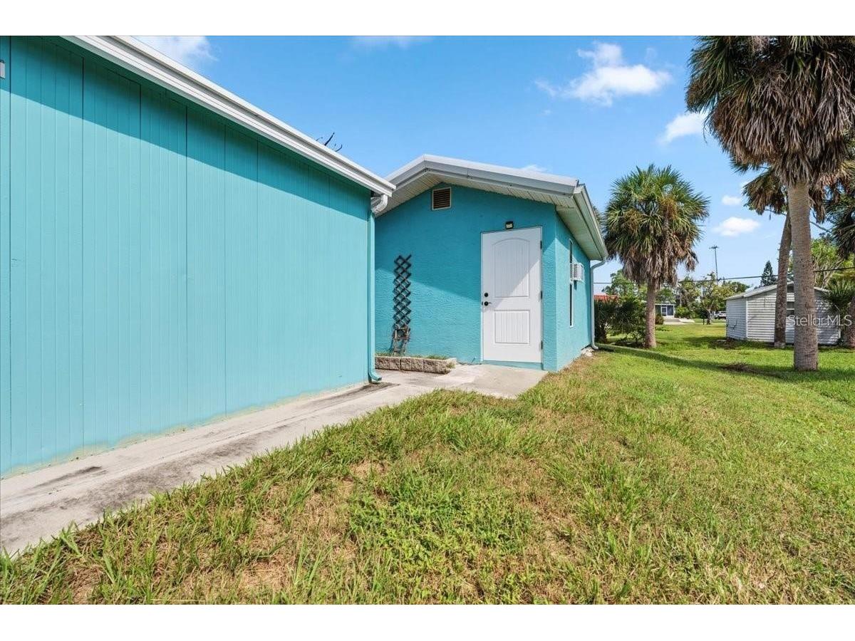 8188 Robert Street Englewood FL 34224 TB8526897 image18