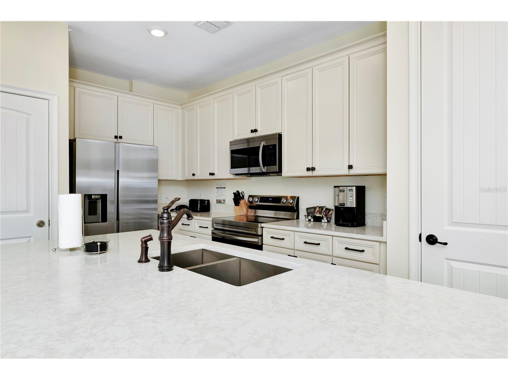 8189 Surf Street Kissimmee FL 34747 O6386129 image43