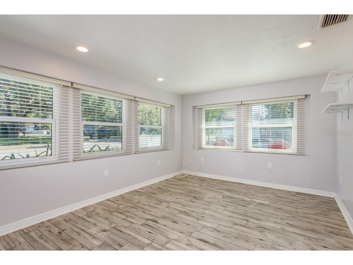 819 10th Street SW #A Largo FL 33770 TB8457425 image11