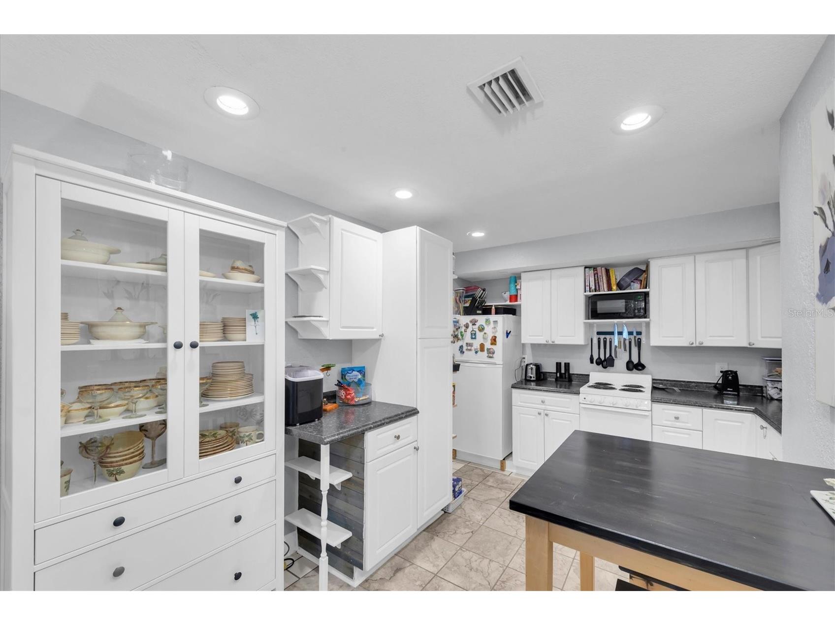 819 10th Street SW Largo FL 33770 TB8497554 image48