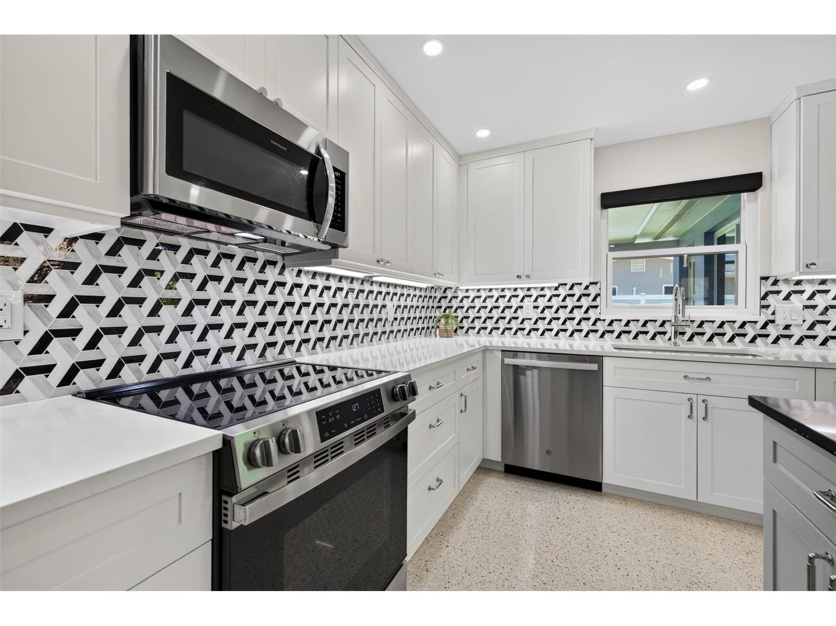 819 59th Avenue Saint Pete Beach FL 33706 - BOCA CIEGA BAY TB8524085 image18