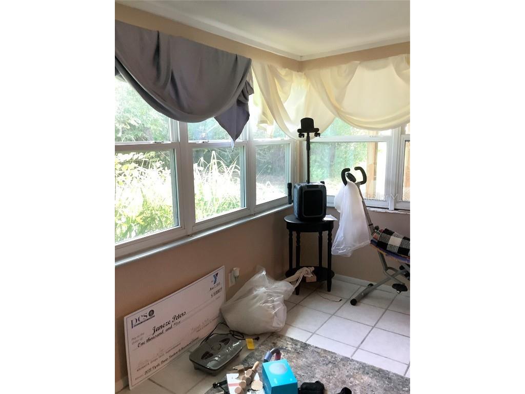 819 62nd Avenue S Saint Petersburg FL 33705 TB8417434 image11