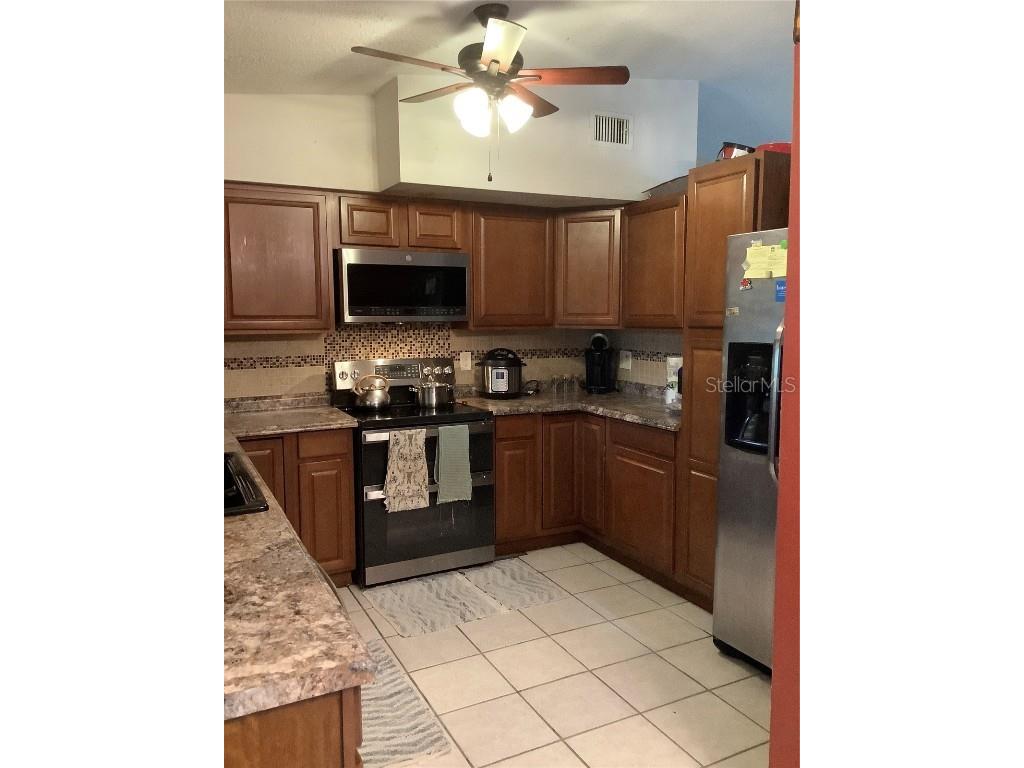 819 62nd Avenue S Saint Petersburg FL 33705 TB8417434 image8