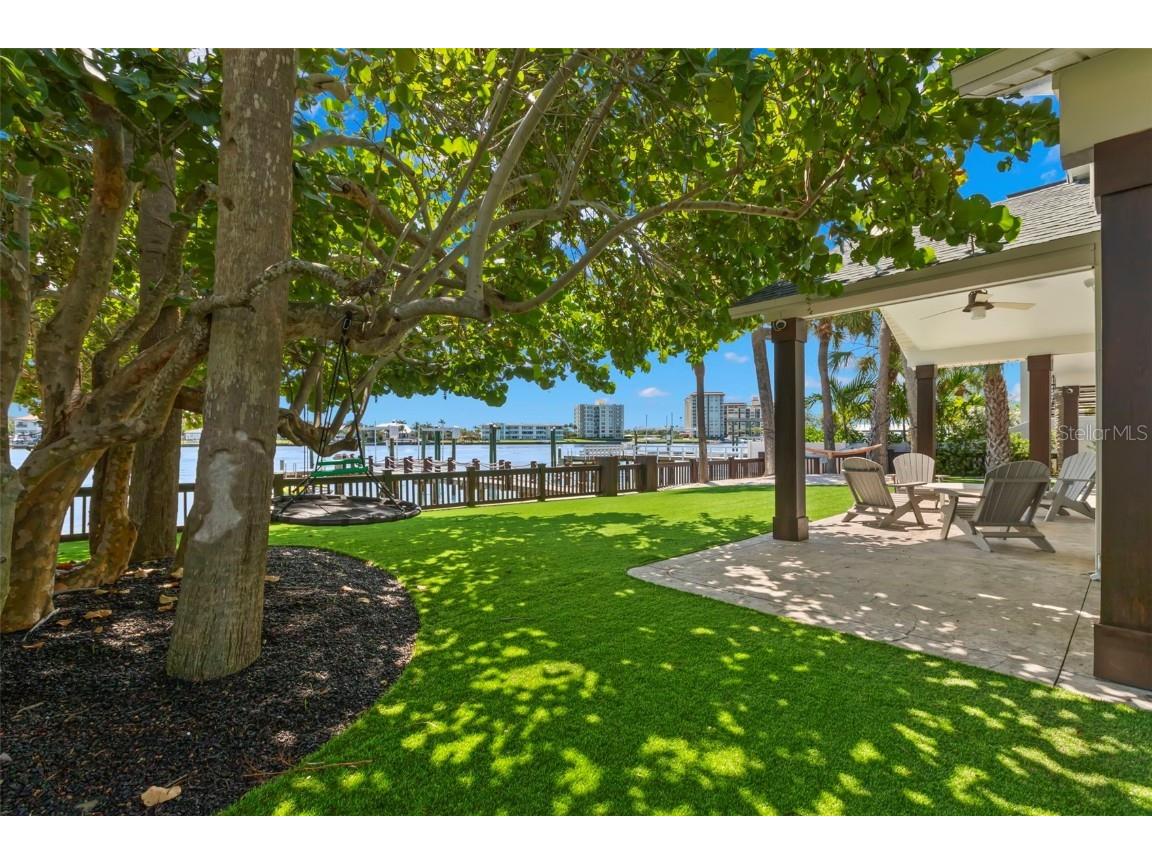 819 Bay Esplanade Clearwater Beach FL 33767 - MANDALAY CHANNEL TB8419651 image25
