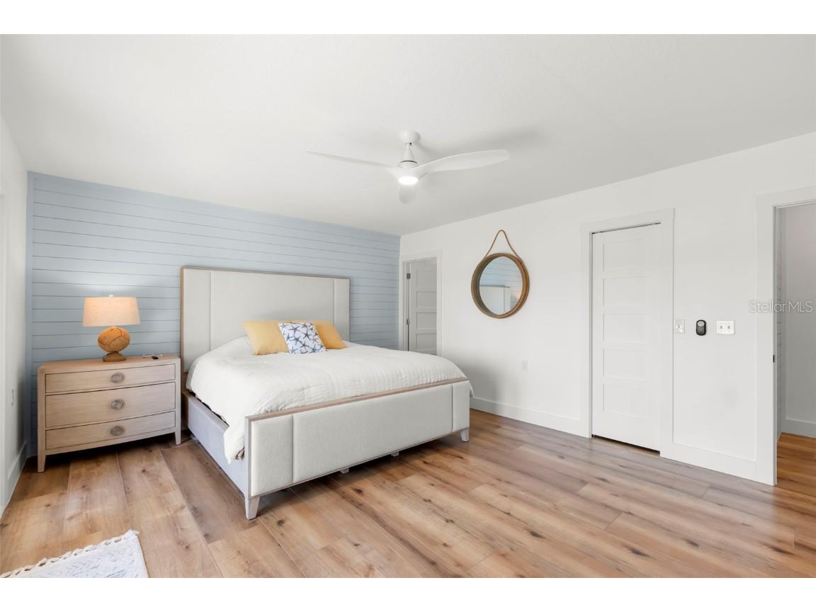 819 Bay Esplanade Clearwater Beach FL 33767 - MANDALAY CHANNEL TB8419651 image43