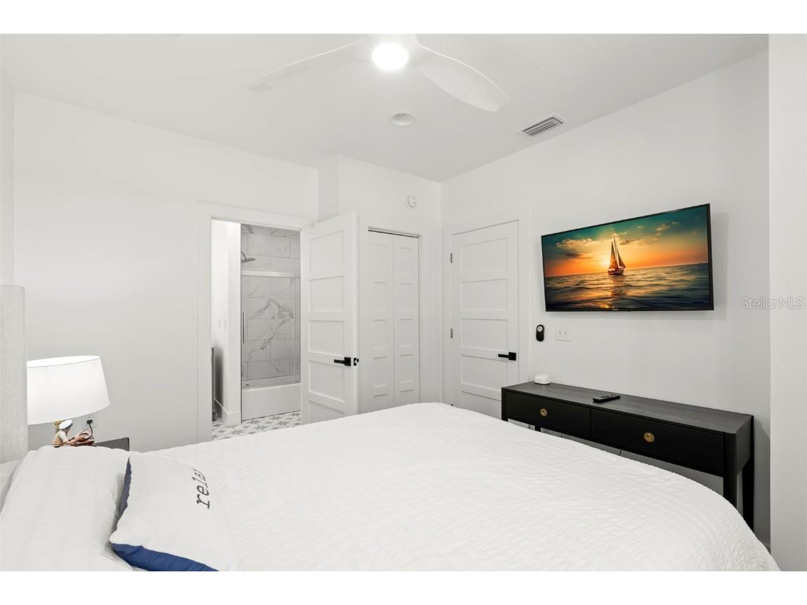 819 Bay Esplanade Clearwater Beach FL 33767 - MANDALAY CHANNEL TB8419651 image47