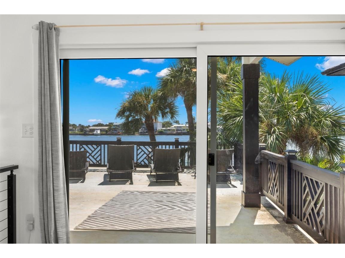 819 Bay Esplanade Clearwater Beach FL 33767 - MANDALAY CHANNEL TB8419651 image55