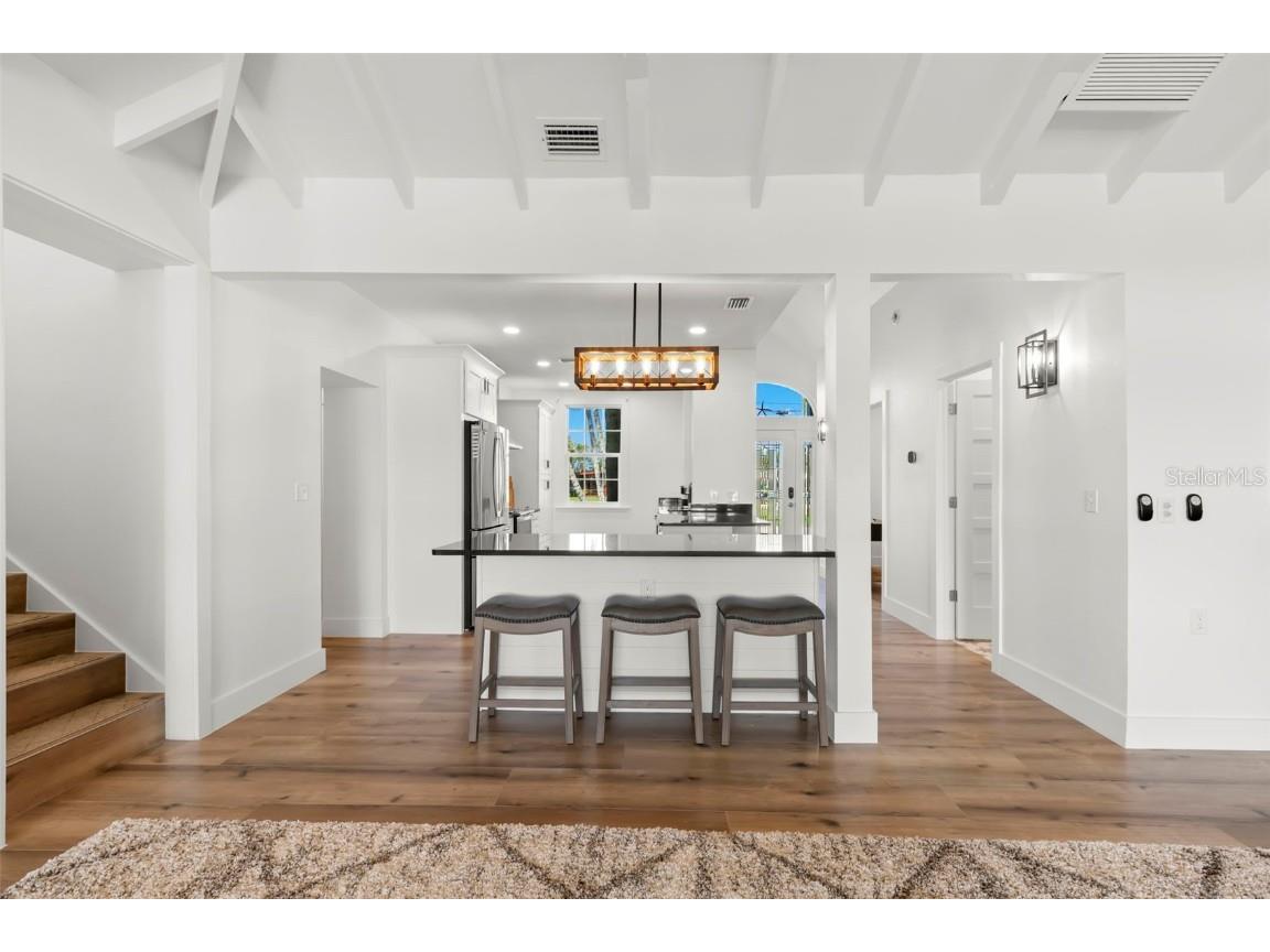 819 Bay Esplanade Clearwater Beach FL 33767 - MANDALAY CHANNEL TB8419651 image9