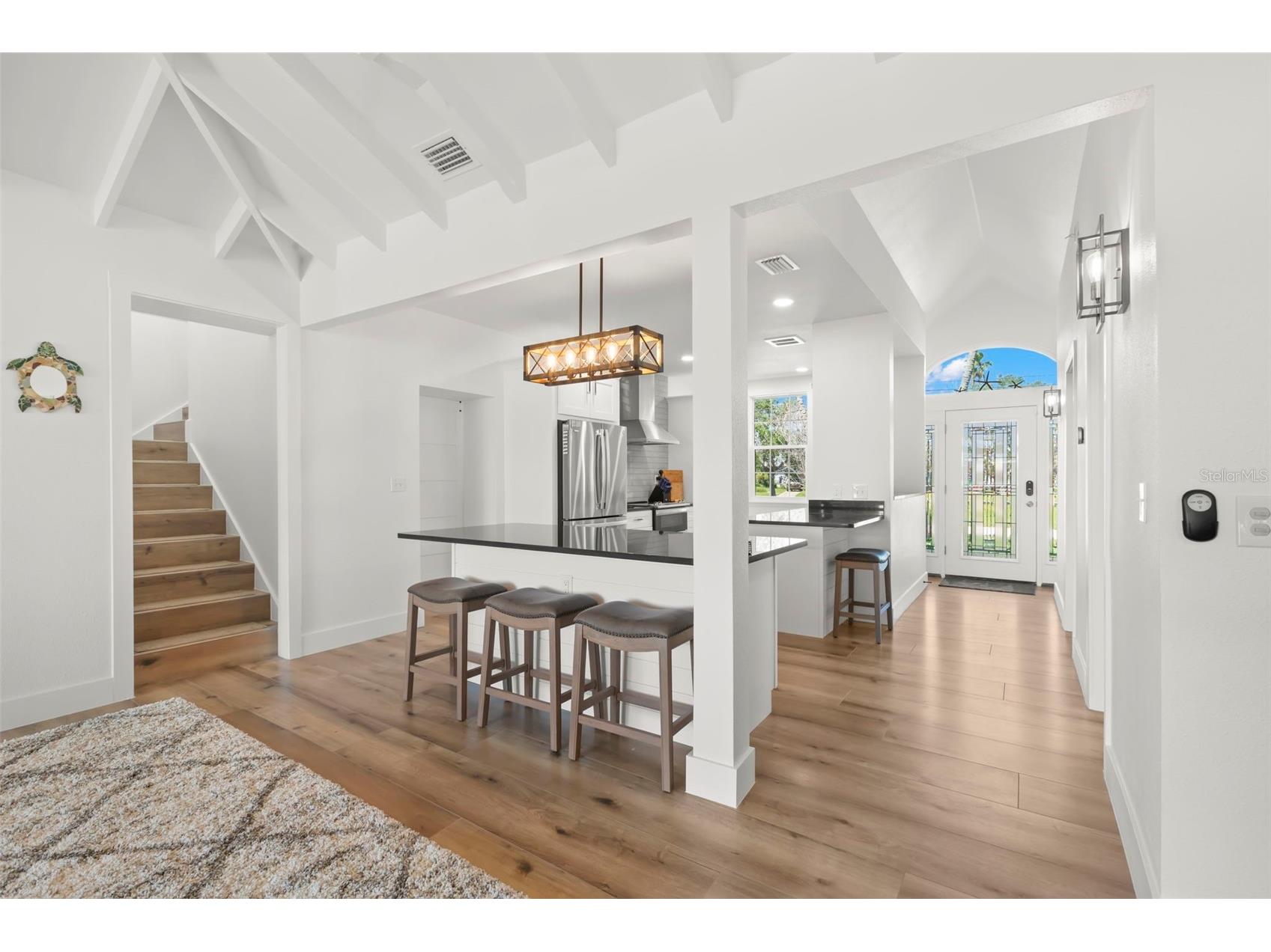819 Bay Esplanade Clearwater Beach FL 33767 - MANDALAY CHANNEL TB8518596 image16