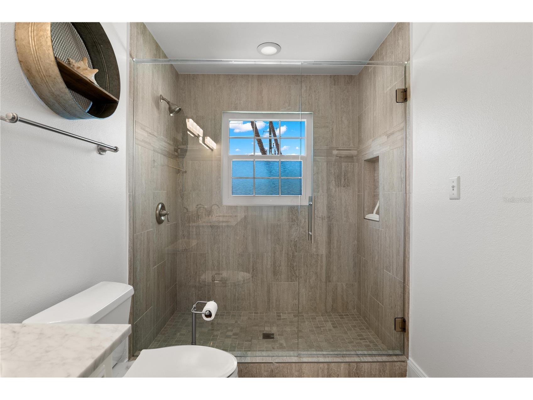 819 Bay Esplanade Clearwater Beach FL 33767 - MANDALAY CHANNEL TB8518596 image51