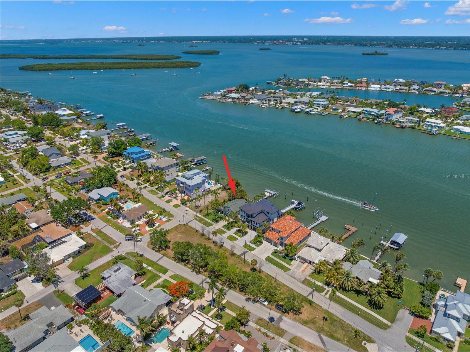 819 Bay Esplanade Clearwater Beach FL 33767 - MANDALAY CHANNEL TB8518596 image66