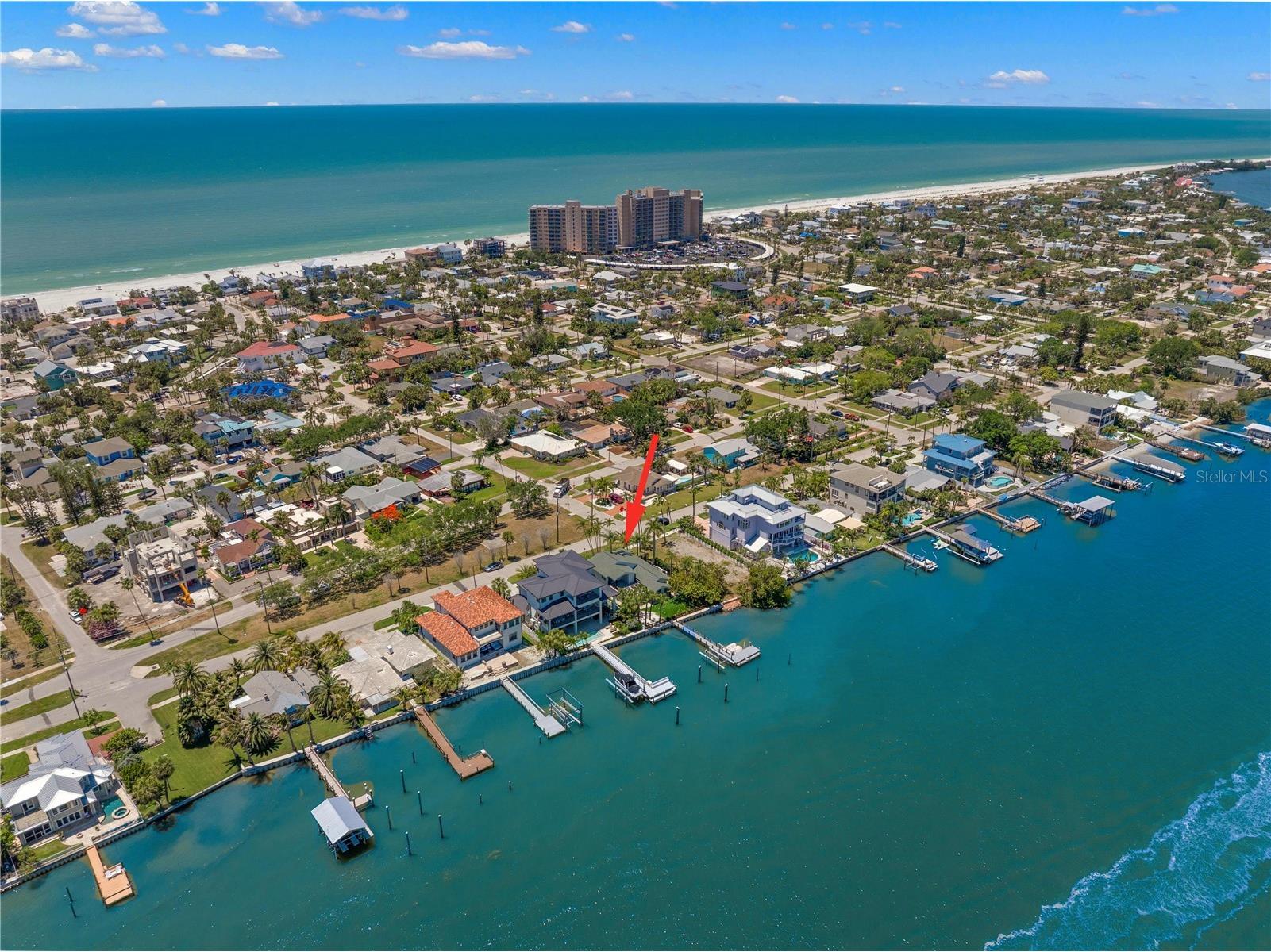 819 Bay Esplanade Clearwater Beach FL 33767 - MANDALAY CHANNEL TB8518596 image68