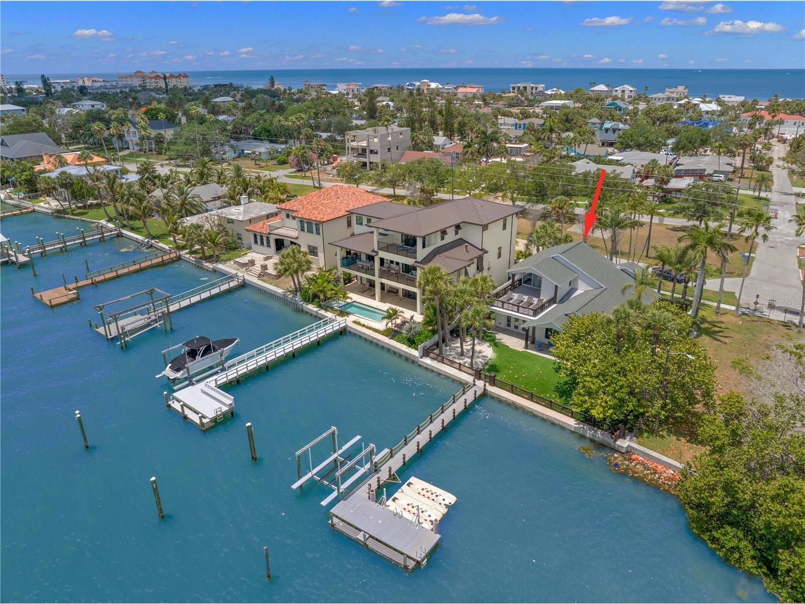 819 Bay Esplanade Clearwater Beach FL 33767 - MANDALAY CHANNEL TB8518596 image71