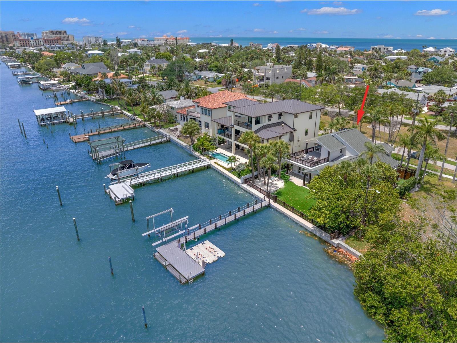 819 Bay Esplanade Clearwater Beach FL 33767 - MANDALAY CHANNEL TB8518596 image73
