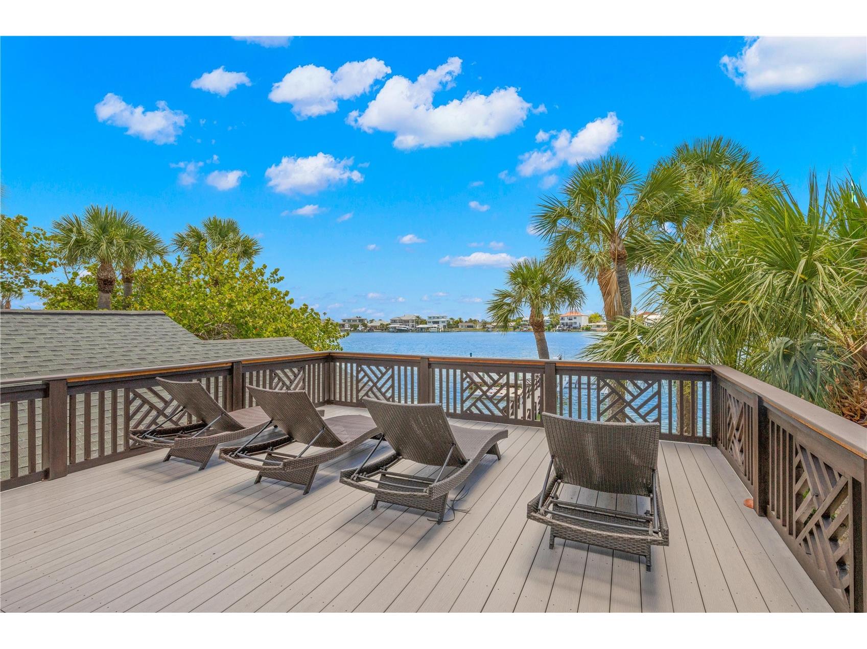 819 Bay Esplanade Clearwater Beach FL 33767 - MANDALAY CHANNEL TB8518596 image9