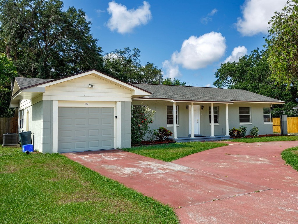 819 Catalina Drive Sanford FL 32771 V4929950 image1