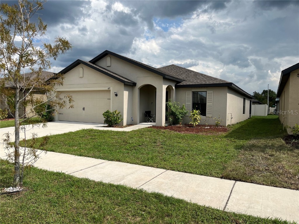 819 Chatham Walk Drive Ruskin FL 33570 U8209455 image1