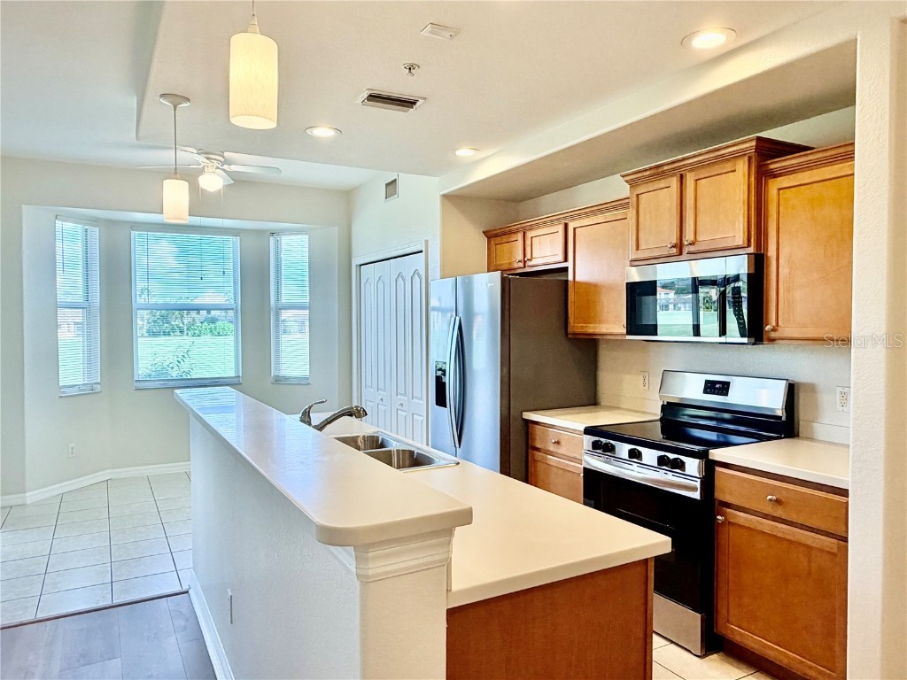 819 Fairwaycove Lane #102 Bradenton FL 34212 A4673484 image15