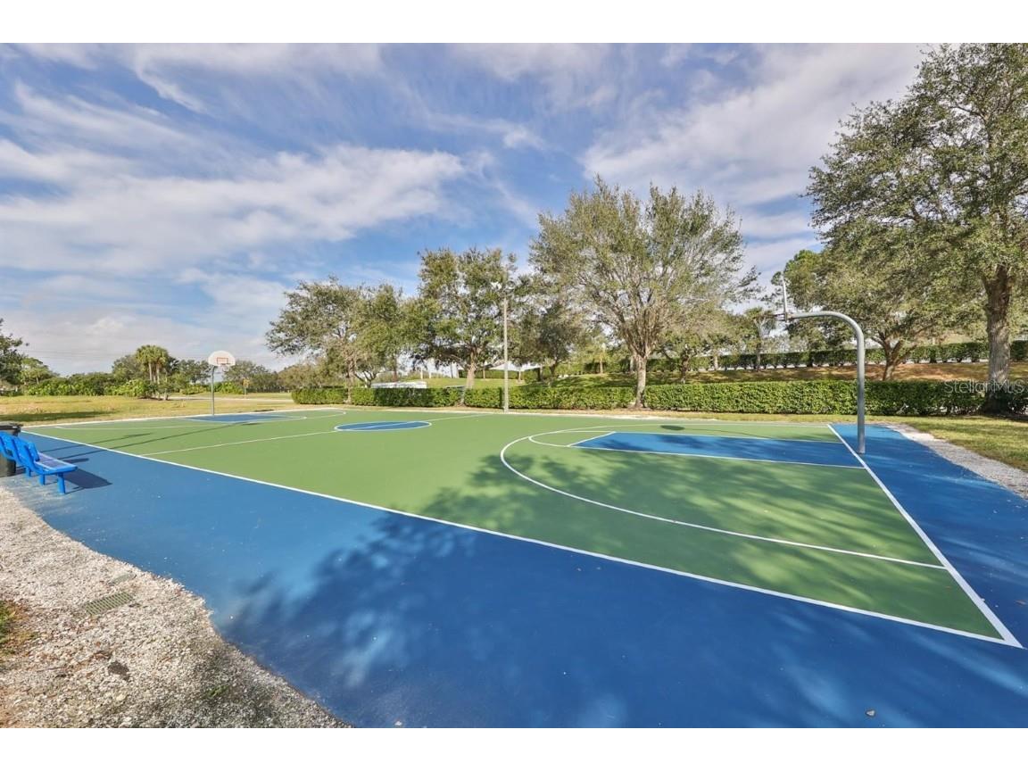 819 Fairwaycove Lane #102 Bradenton FL 34212 A4673484 image51