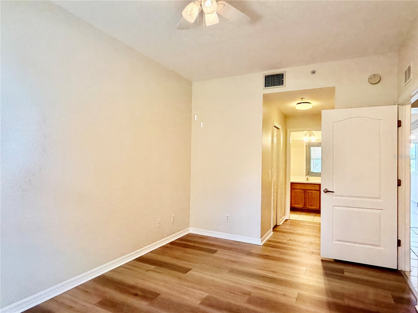 819 Fairwaycove Lane #102 Bradenton FL 34212 A4699379 image24