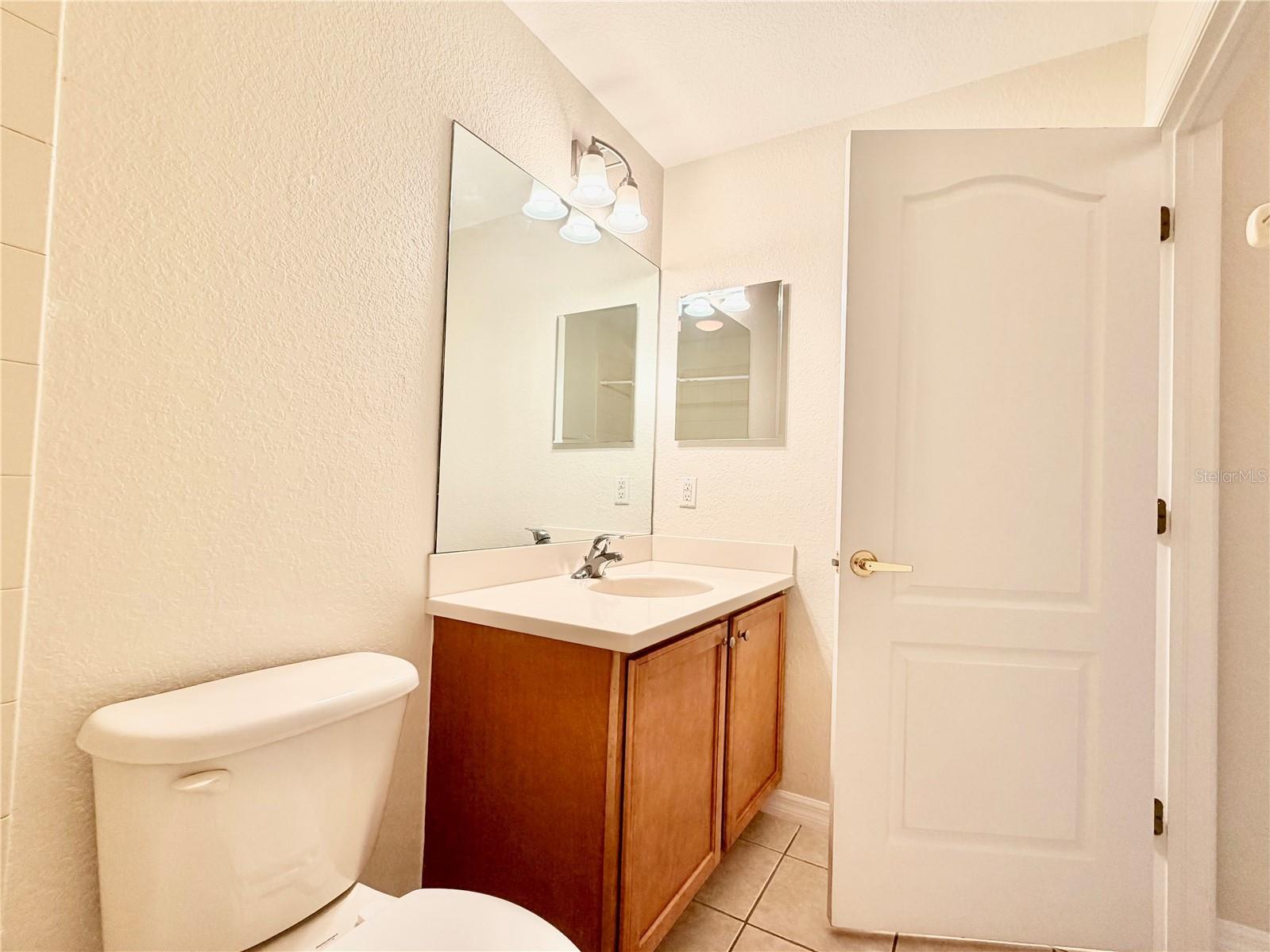 819 Fairwaycove Lane #102 Bradenton FL 34212 A4699379 image37