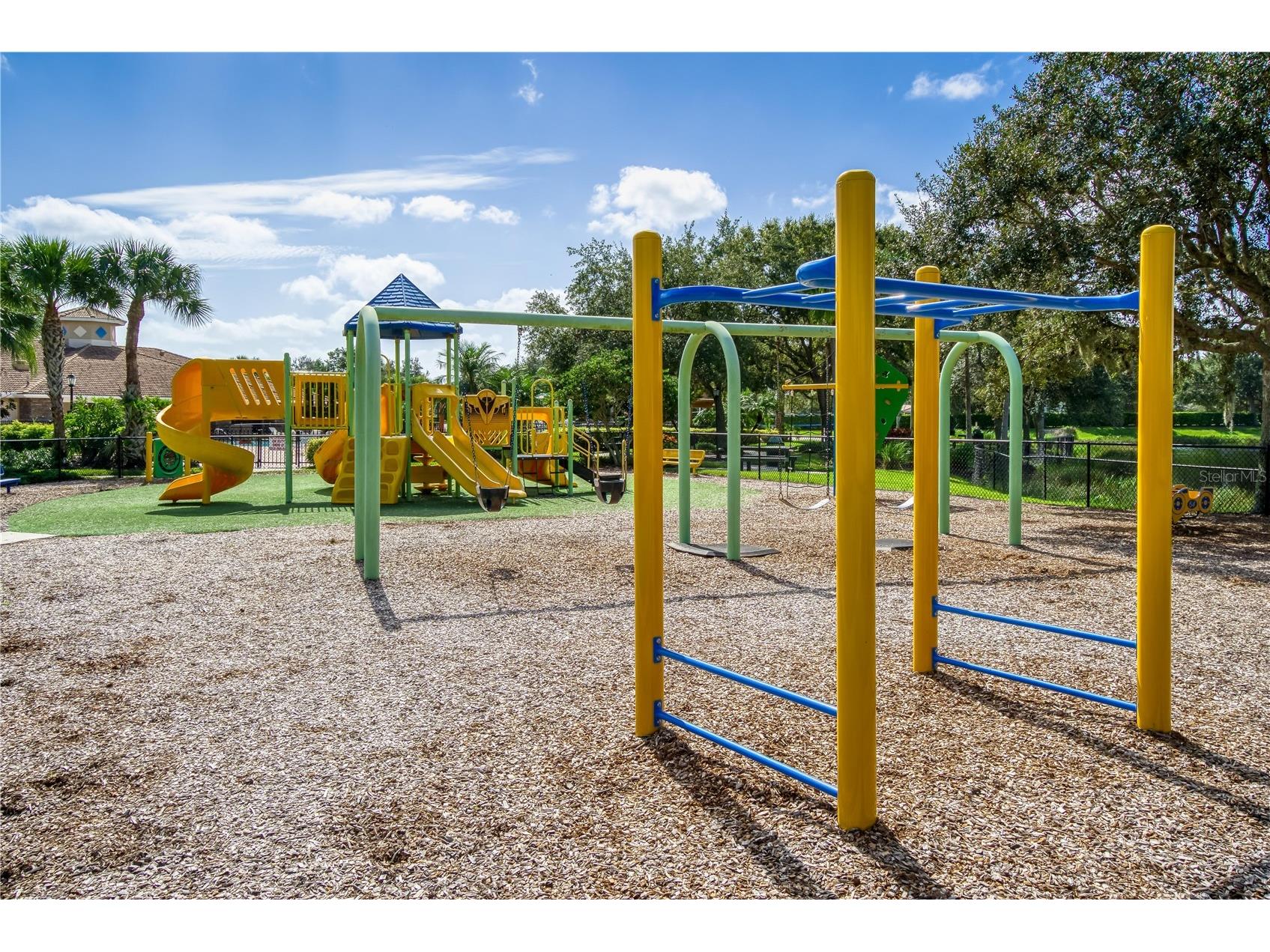 819 Fairwaycove Lane #203 Bradenton FL 34212 A4685284 image16