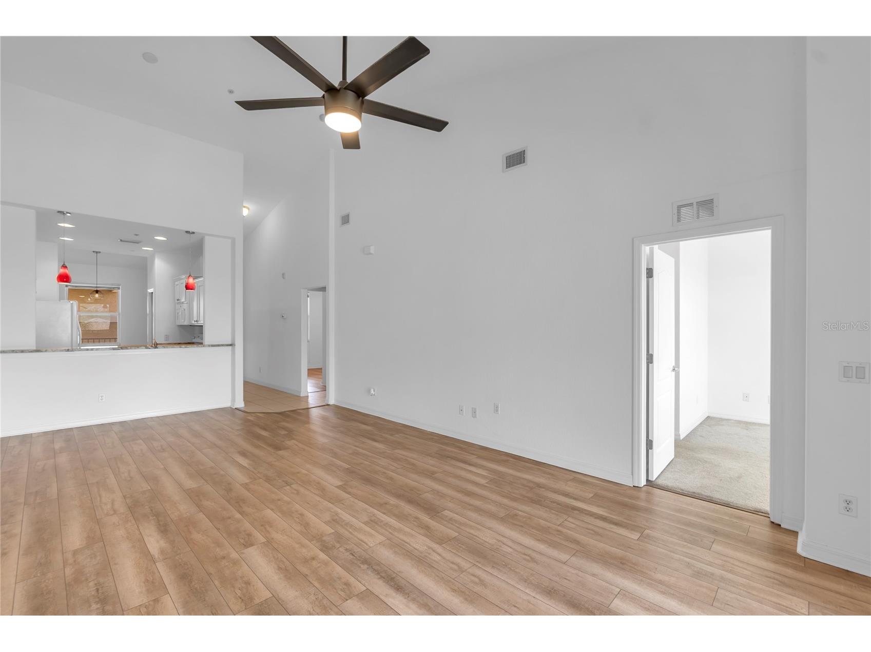 819 Fairwaycove Lane #203 Bradenton FL 34212 A4685284 image34