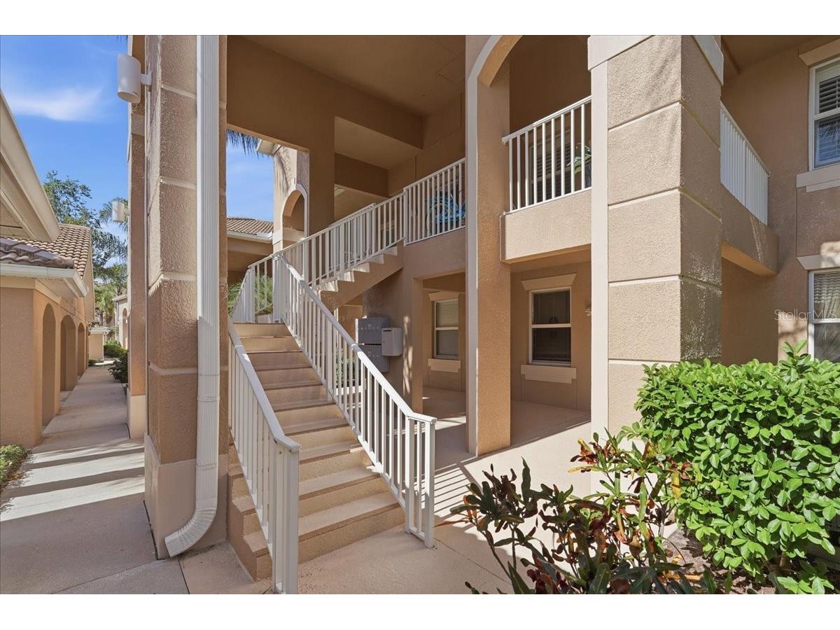 819 Fairwaycove Lane #204 Bradenton FL 34212 A4693495 image3