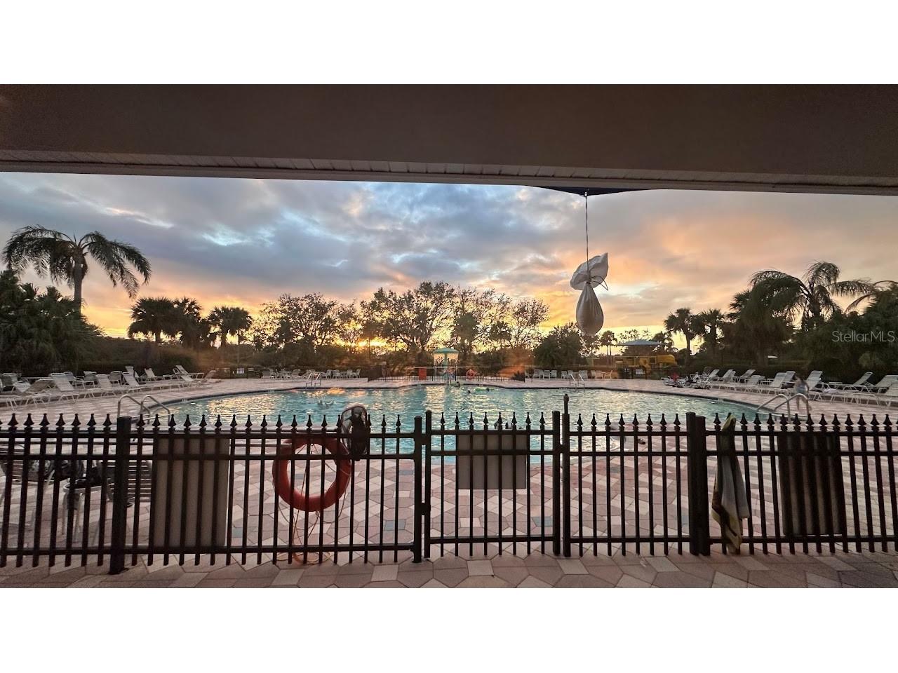 819 Fairwaycove Lane #204 Bradenton FL 34212 A4693495 image38