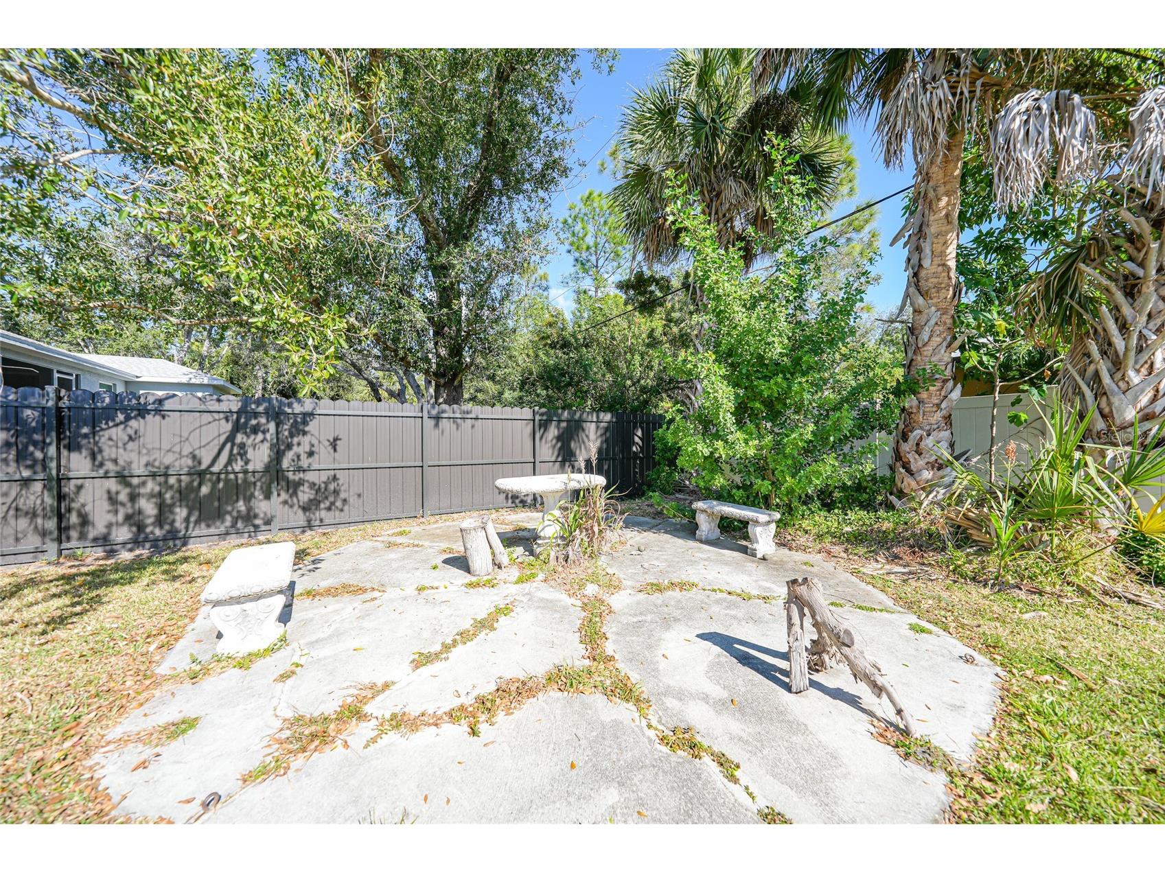 819 Haleybury Street NW Port Charlotte FL 33948 C7518590 image28