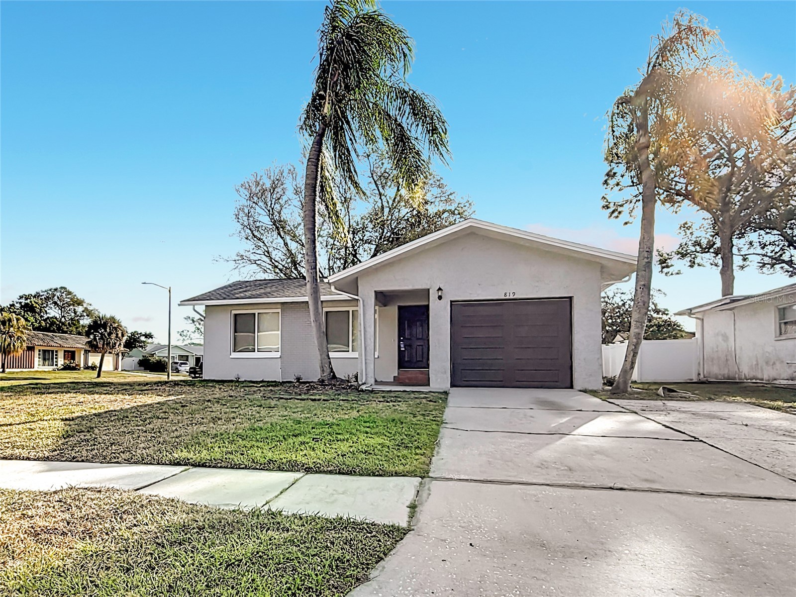 819 Helmsman Way Palm Harbor FL 34685 O6386163 image1