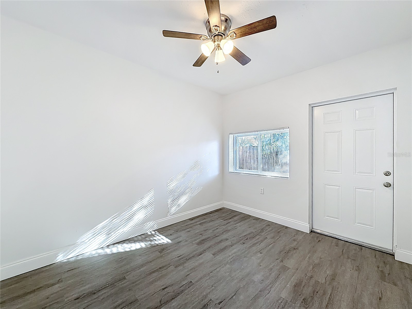 819 Helmsman Way Palm Harbor FL 34685 O6386163 image11