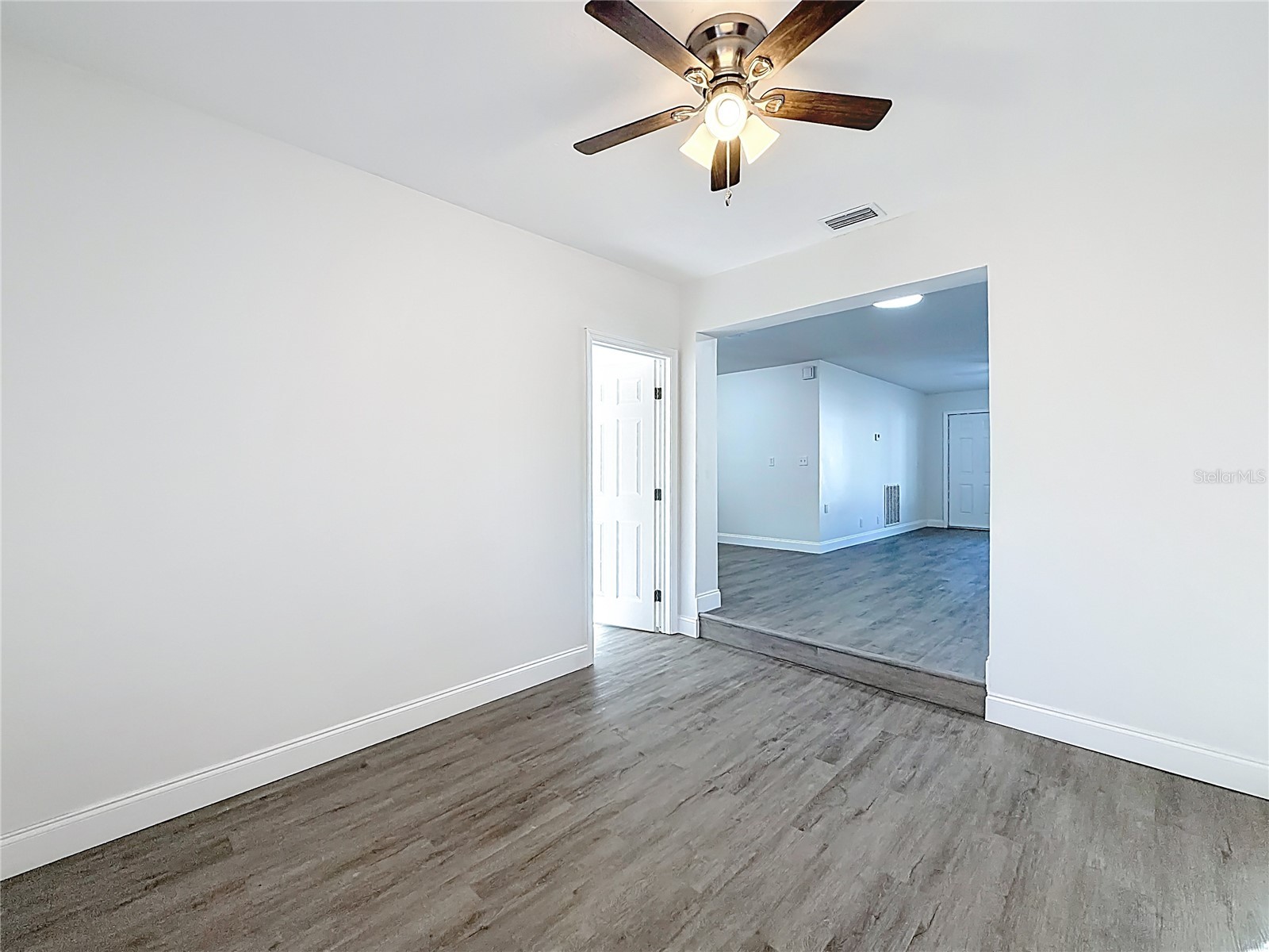 819 Helmsman Way Palm Harbor FL 34685 O6386163 image12