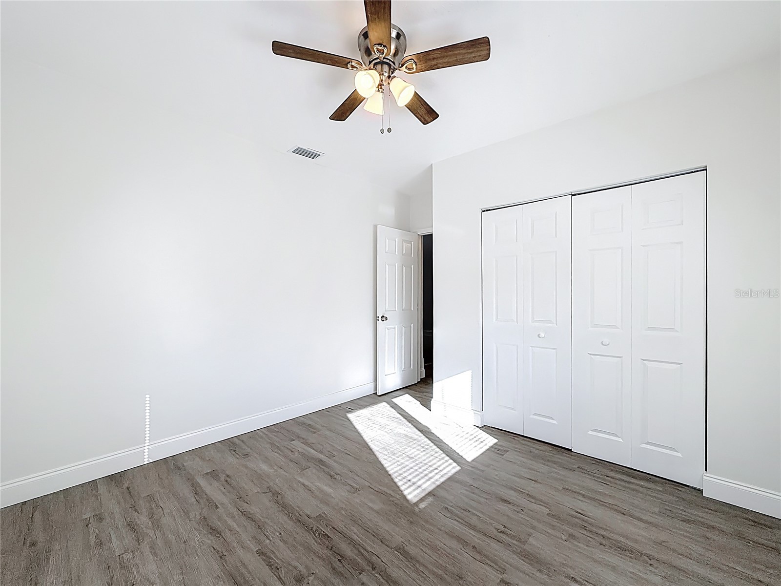 819 Helmsman Way Palm Harbor FL 34685 O6386163 image21