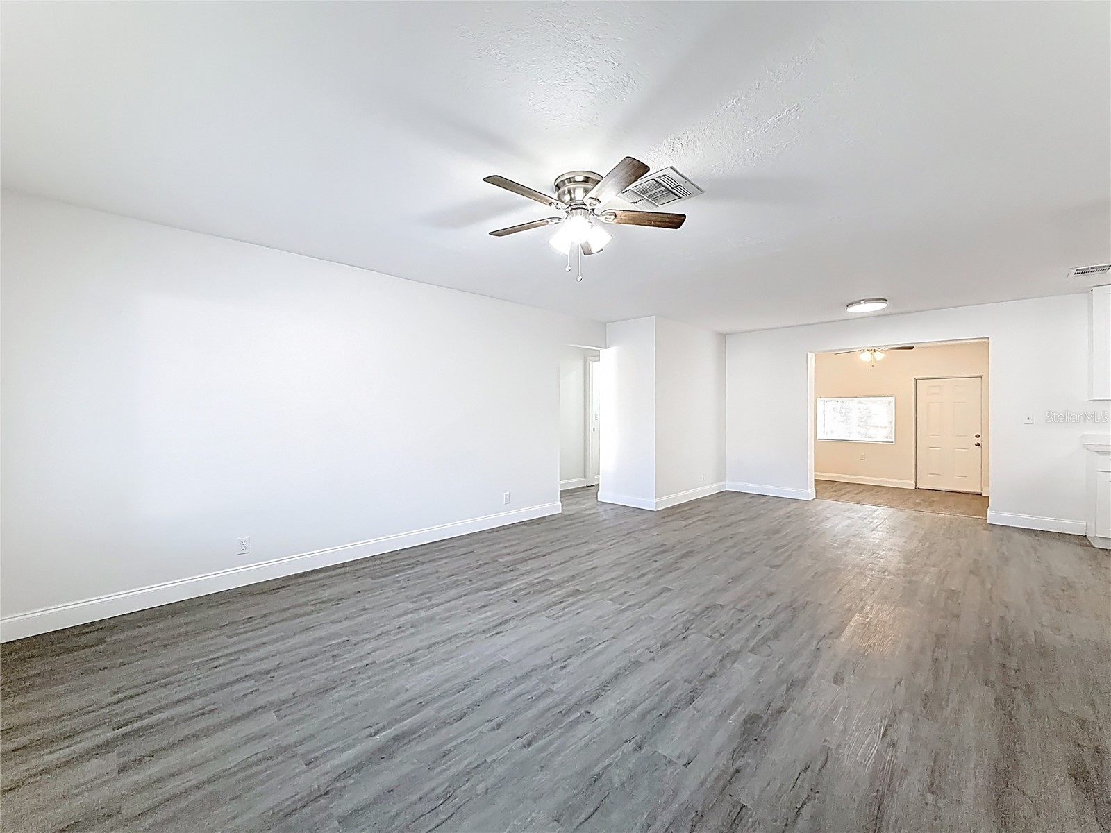 819 Helmsman Way Palm Harbor FL 34685 O6386163 image5