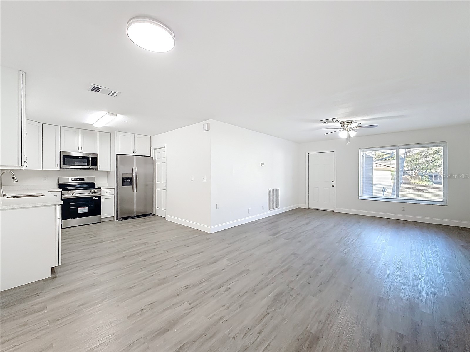 819 Helmsman Way Palm Harbor FL 34685 O6386163 image7