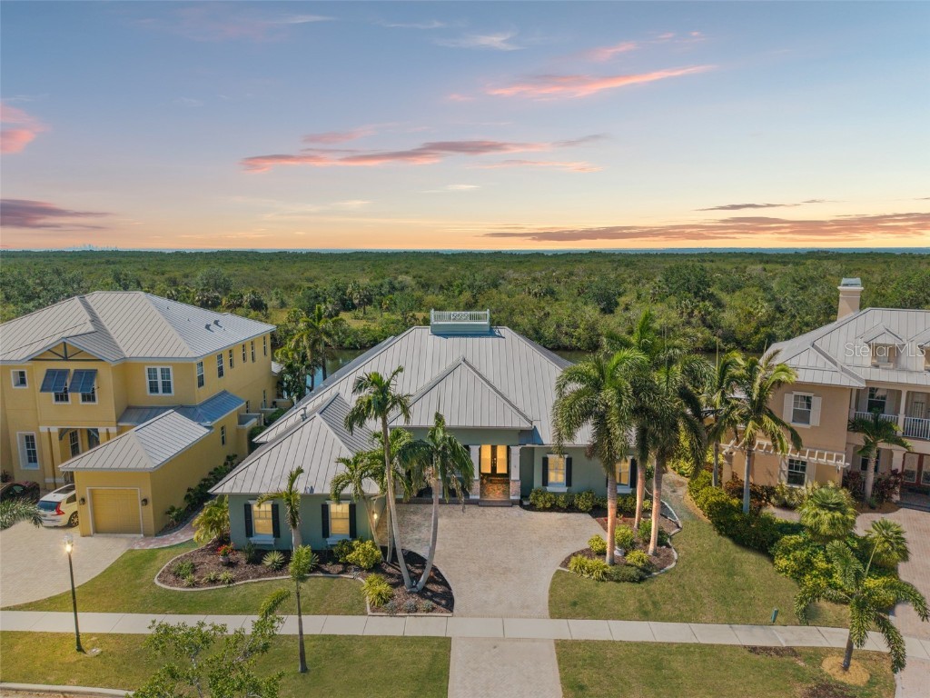 819 Islebay Drive Apollo Beach FL 33572 TB8373522 image1