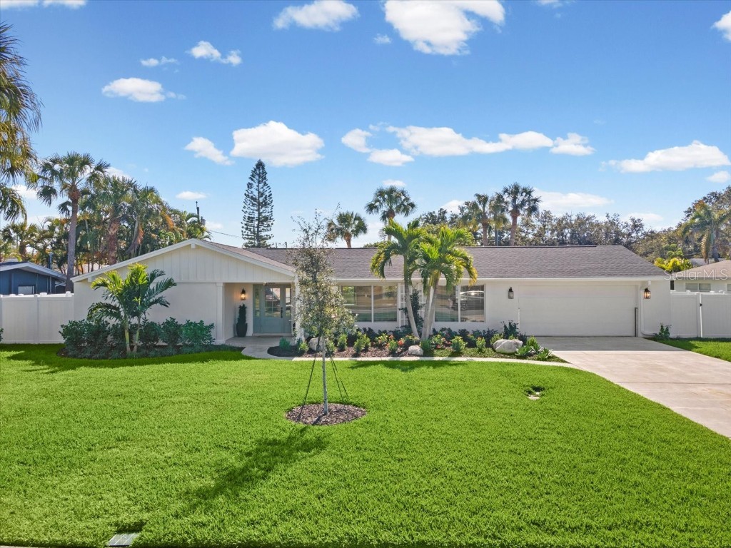 819 Jacaranda Drive Largo FL 33770 TB8449855 image1