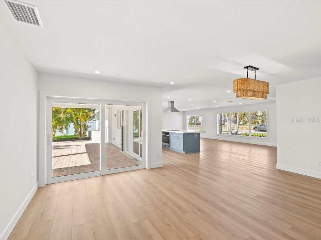 819 Jacaranda Drive Largo FL 33770 TB8449855 image18