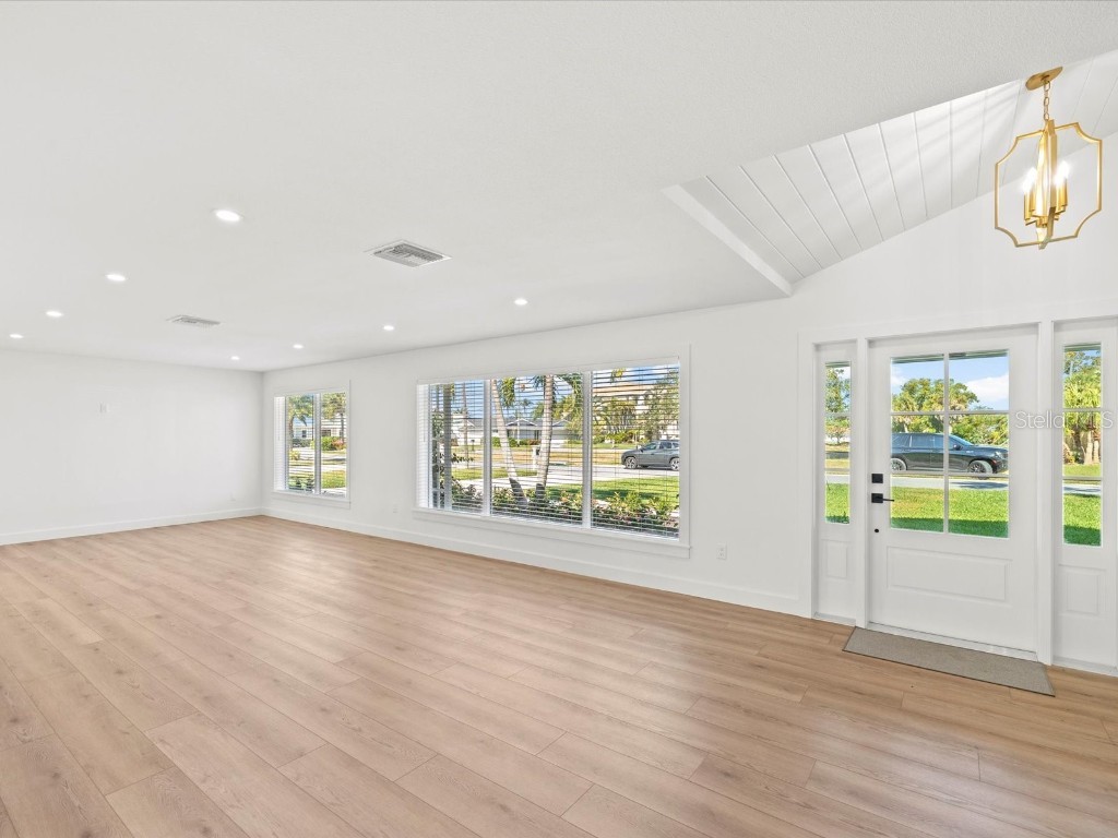 819 Jacaranda Drive Largo FL 33770 TB8449855 image7