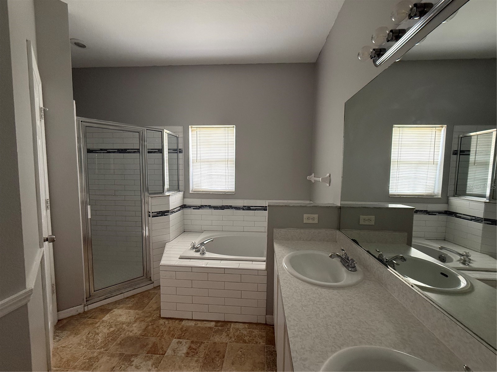 819 Jarnac Drive Kissimmee FL 34759 S5149070 image14