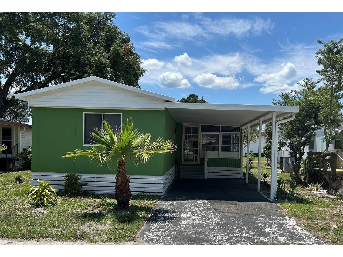 819 Mary Street Wildwood FL 34785 OM679420 image1