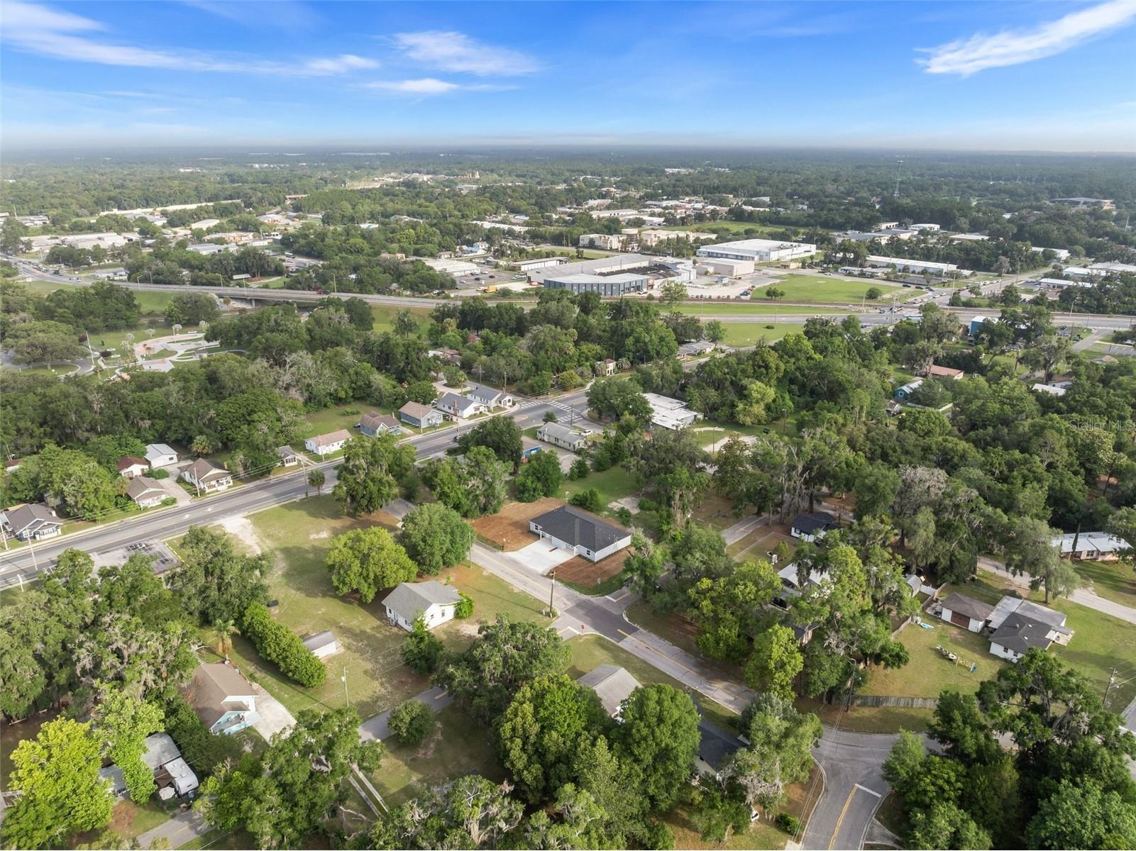 819 NE 10th Street Ocala FL 34470 OM725536 image54