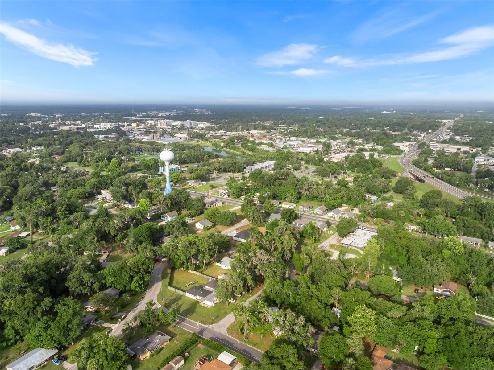 819 NE 10th Street Ocala FL 34470 OM725536 image55