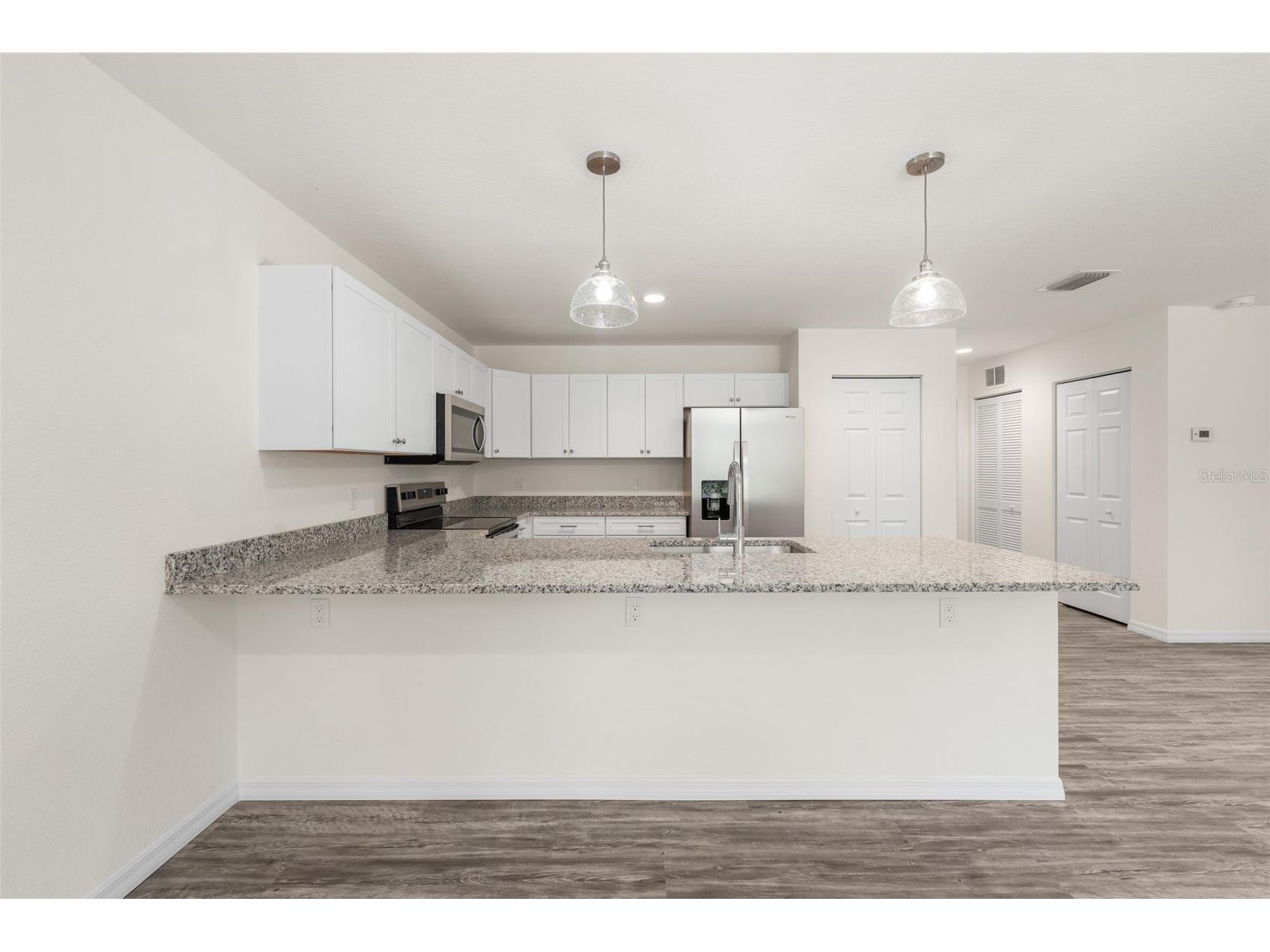 819 NE 10th Street Ocala FL 34470 OM725536 image6