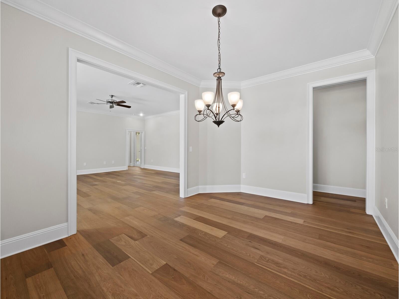819 Paradise Way Sarasota FL 34242 - GRAND CANAL A4693282 image13